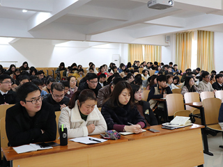 经济学院召开学生干部培训会