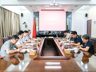 学校召开选派干部座谈会